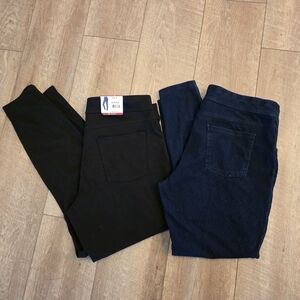 HUE Bundle Of 2 Denim Leggings Black (NWT) And Dark Blue XL
